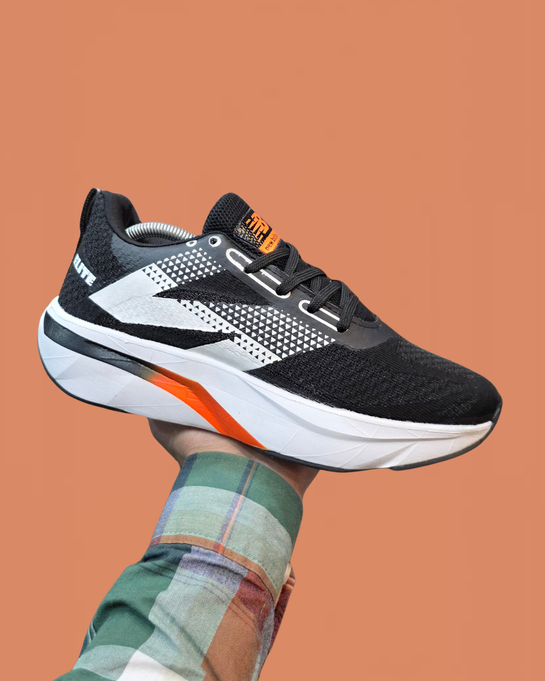 NEW BALANCE SHOES
