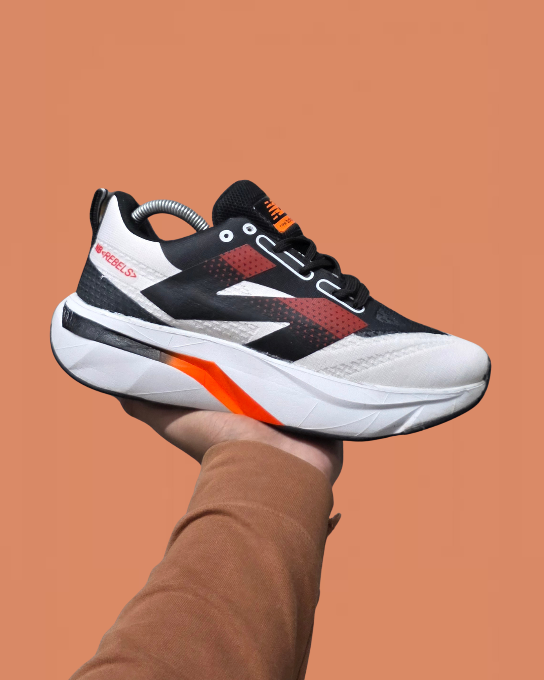 NEW BALANCE SHOES
