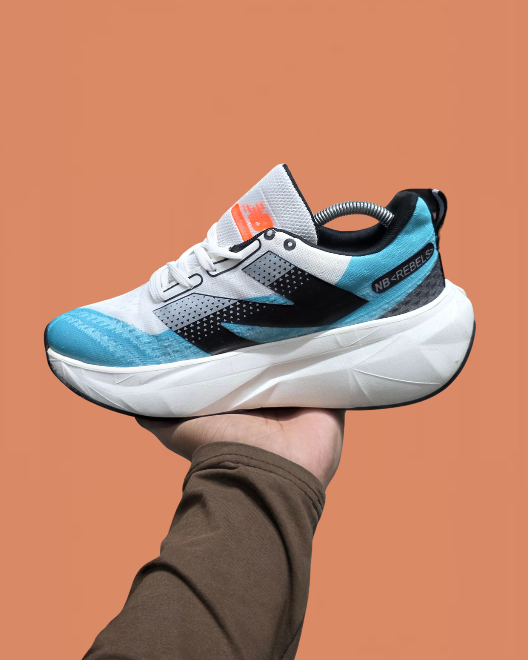 NEW BALANCE SHOES
