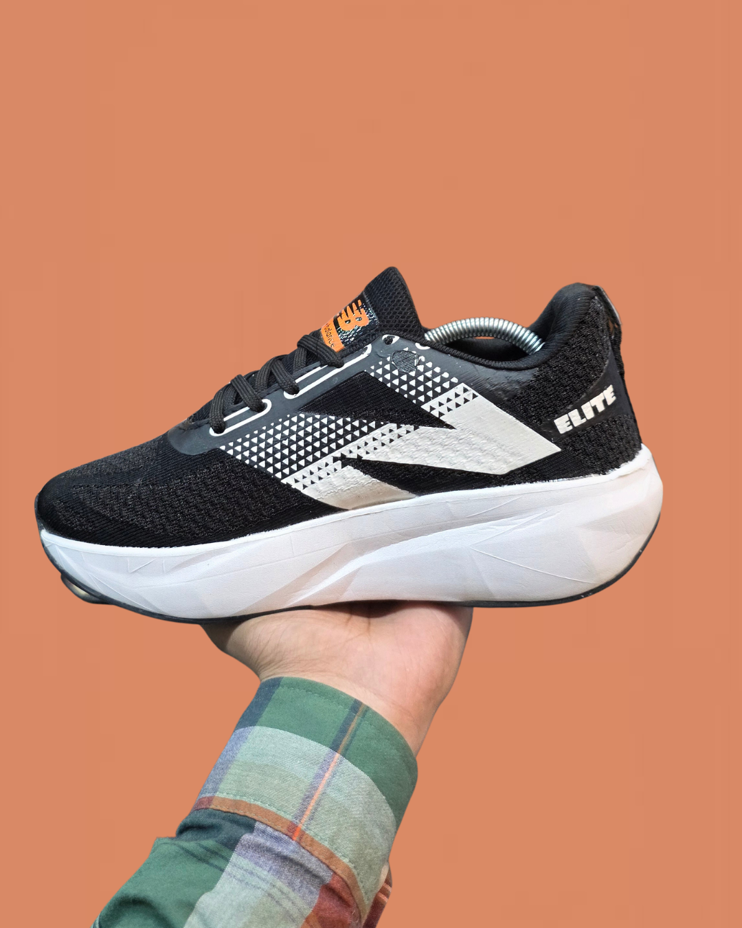 NEW BALANCE SHOES