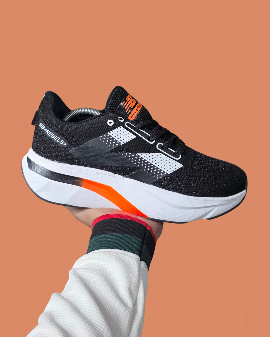 NEW BALANCE SHOES
