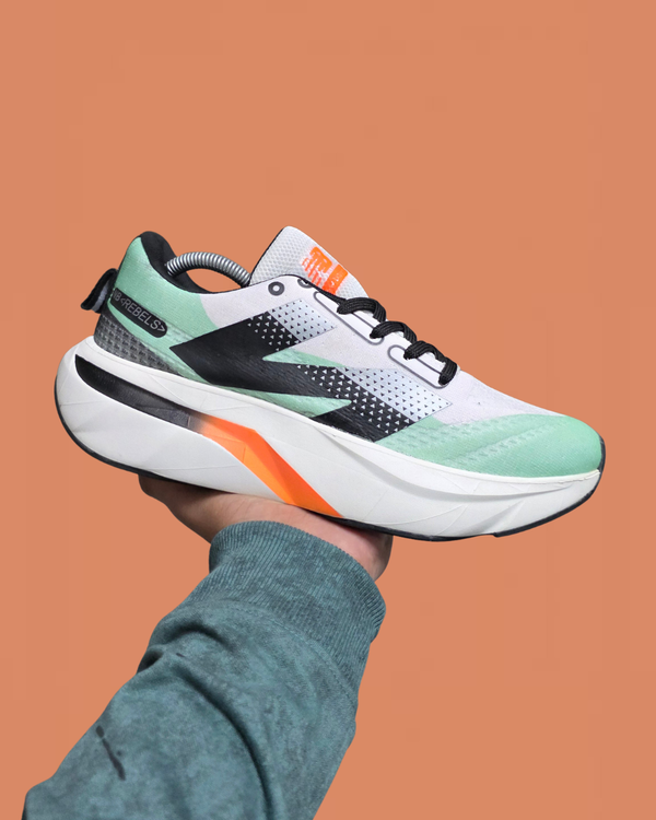 NEW BALANCE SHOES
